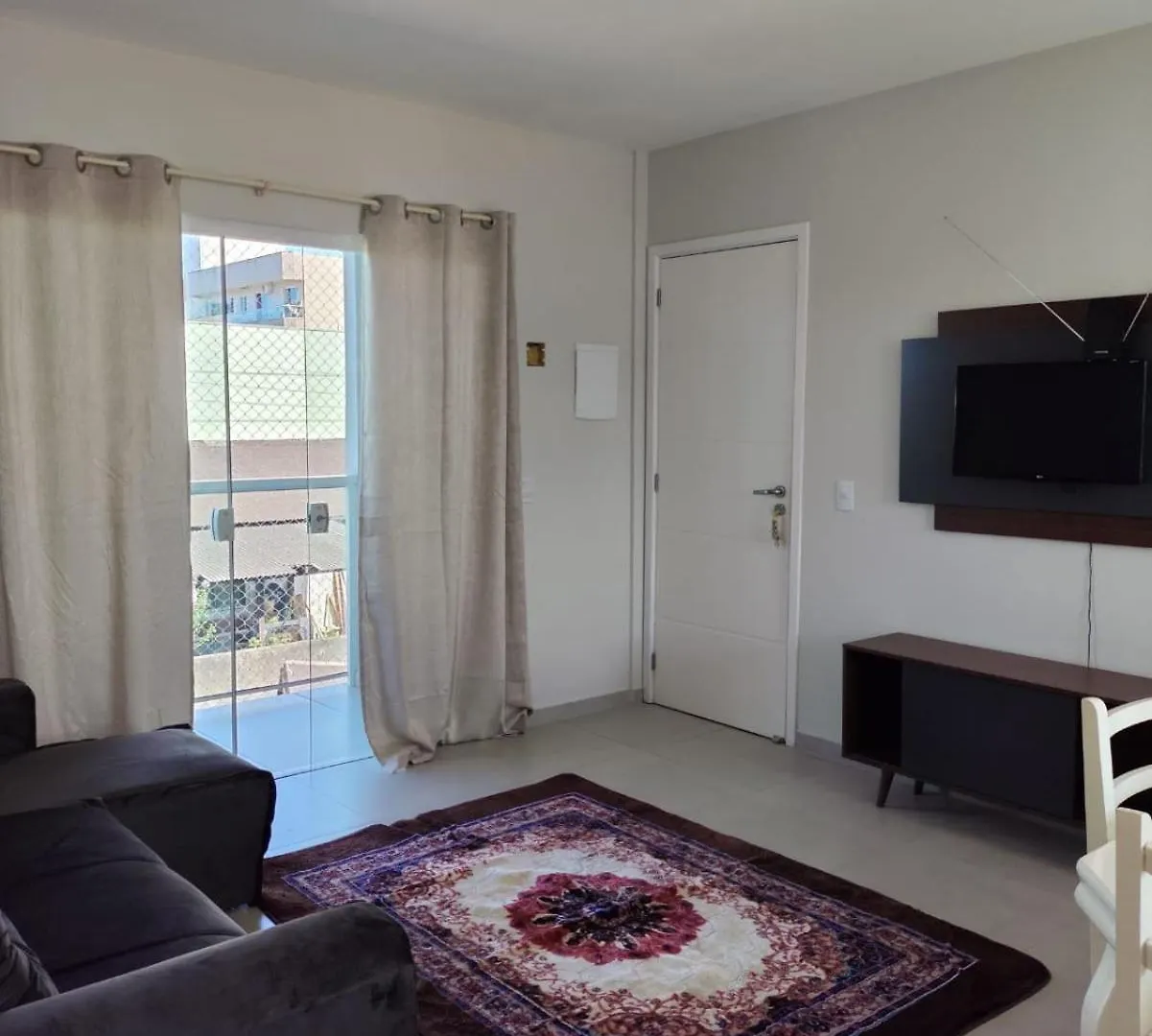 Apartamento 02 Quartos Proximo Ao Aeroporto De Navegantes Brasil